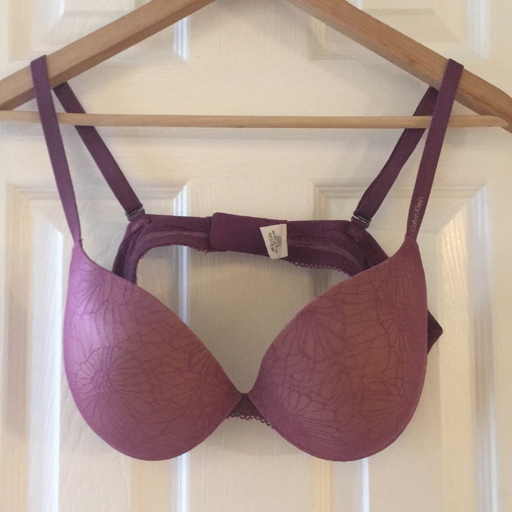 Calvin Klein 36C push up pink convertible bra